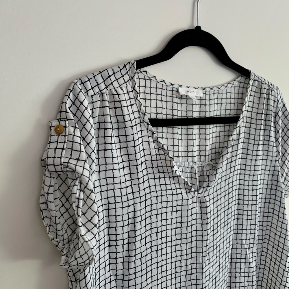 Checkered Tunic Blouse - Picture 3 of 5